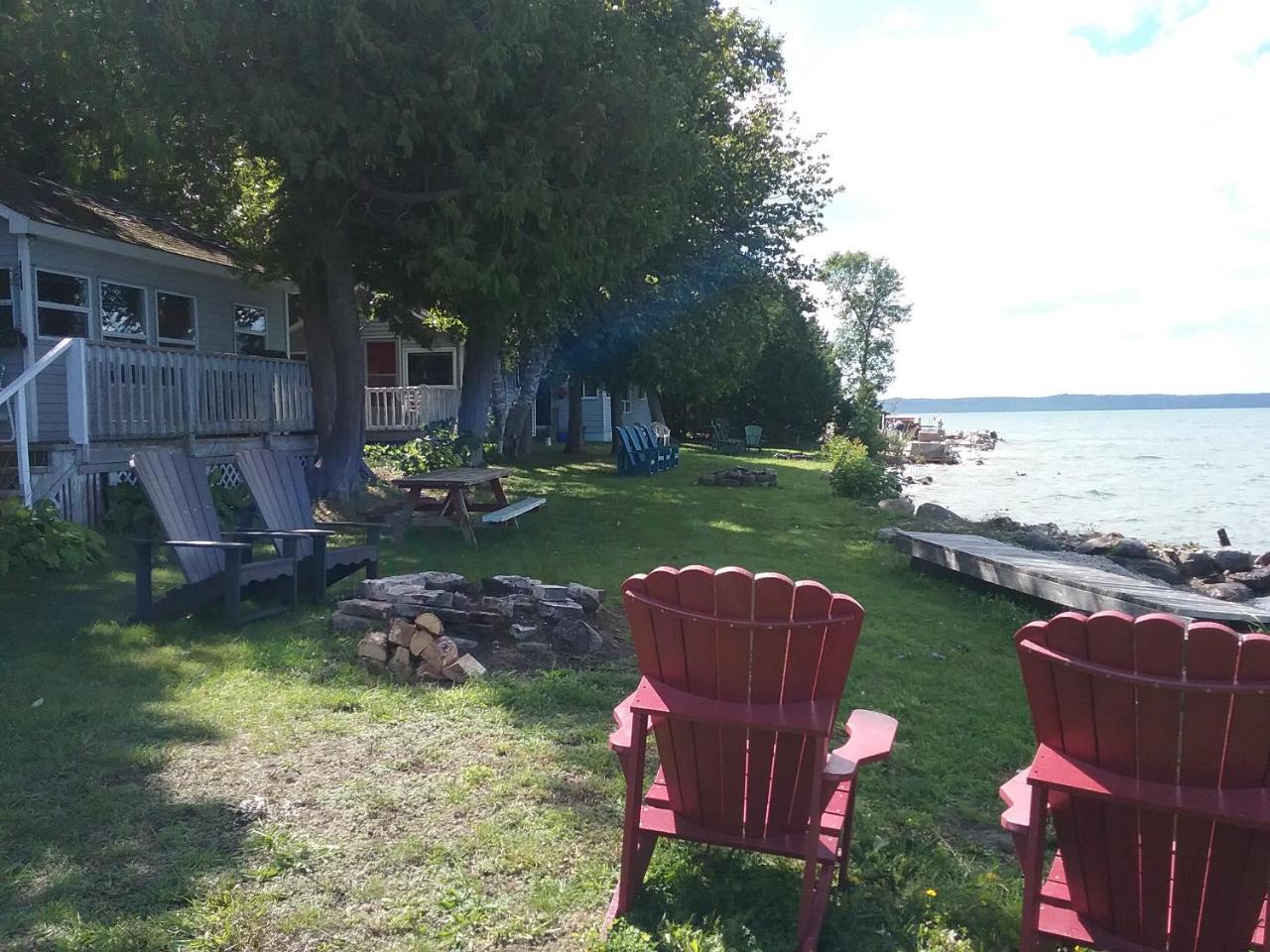 Pacific Hotel Bayview Cottages Wiarton Dış mekan fotoğraf